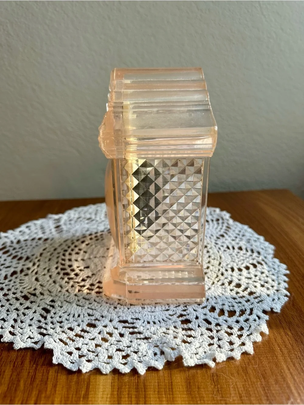 Vintage Pink Acrylic Quartz Mantel Clock Art Deco Style Non Working